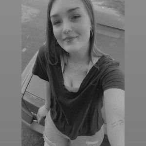 Meet your Posher, Kaitlyn